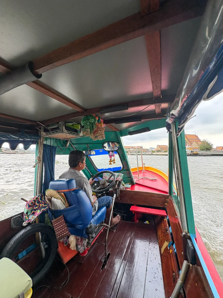 曼谷寺庙一日游|大皇宫、Wat Arun、长尾船、Big Buddha到Talat Phlu - Fishagrams | 旅人小鱼 Fishagrams | 旅人小鱼